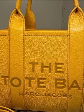 🎉2x HOST PICK🎉💛RARE💛 Marc Jacobs Artisan Gold MINI tote bag w/strap,dust bag